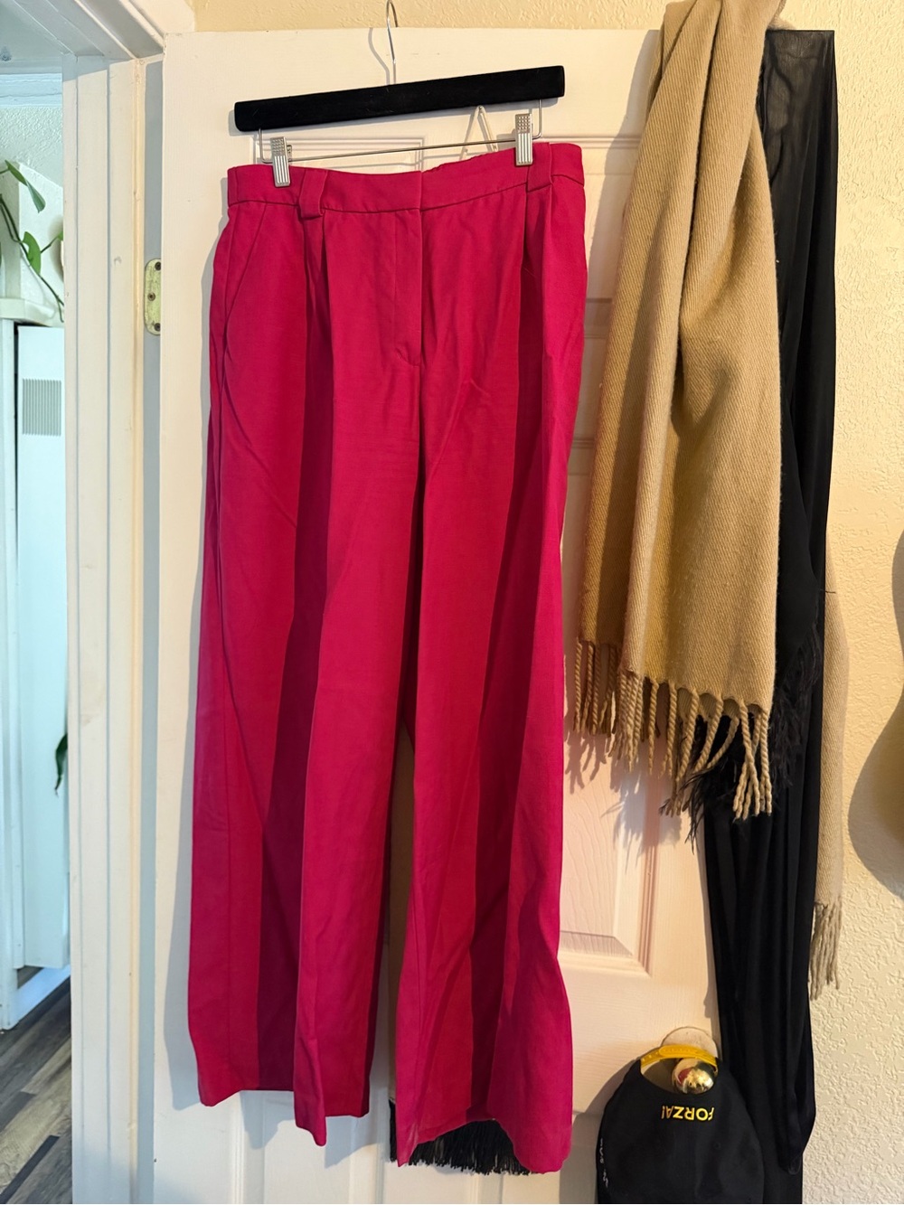 Express Wide Leg High-Waist Trousers in Fuchsia